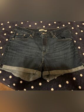 Levi women shorts